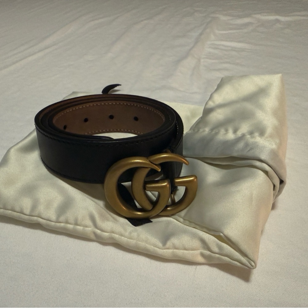 Gucci Black Leather Belt with White Dust Bag